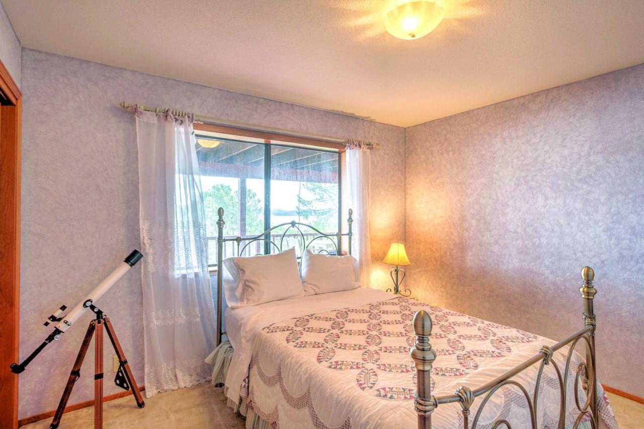 Spacious Kelseyville Home With Large Lakefront Deck! Экстерьер фото